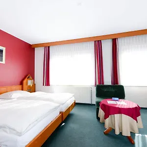 christophe-colomb.luxembourghotelsguide.com/