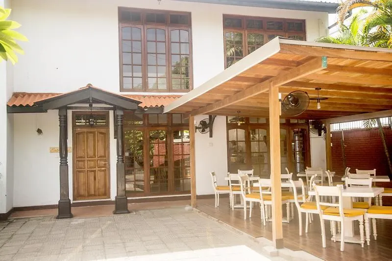 Dolce Italia Rooms Colombo Guest house